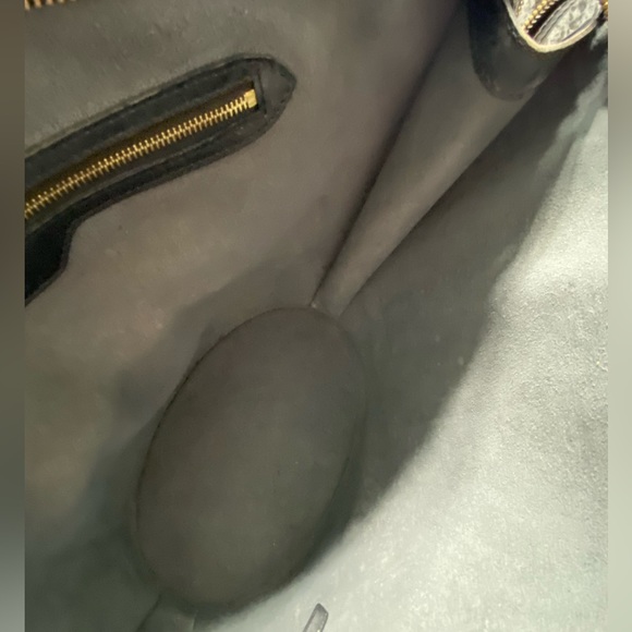 LV Black Epi Purse Authentic - Picture 4 of 13